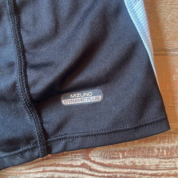 Mizuno Athletic Shorts - Picture 3 of 3